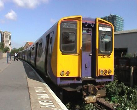 Cab Ride SVK08: Silverlink Metro - Watford Jct to St.Albans Abbey & Return; Willesden to Clapham Junction & Return (66-mins)